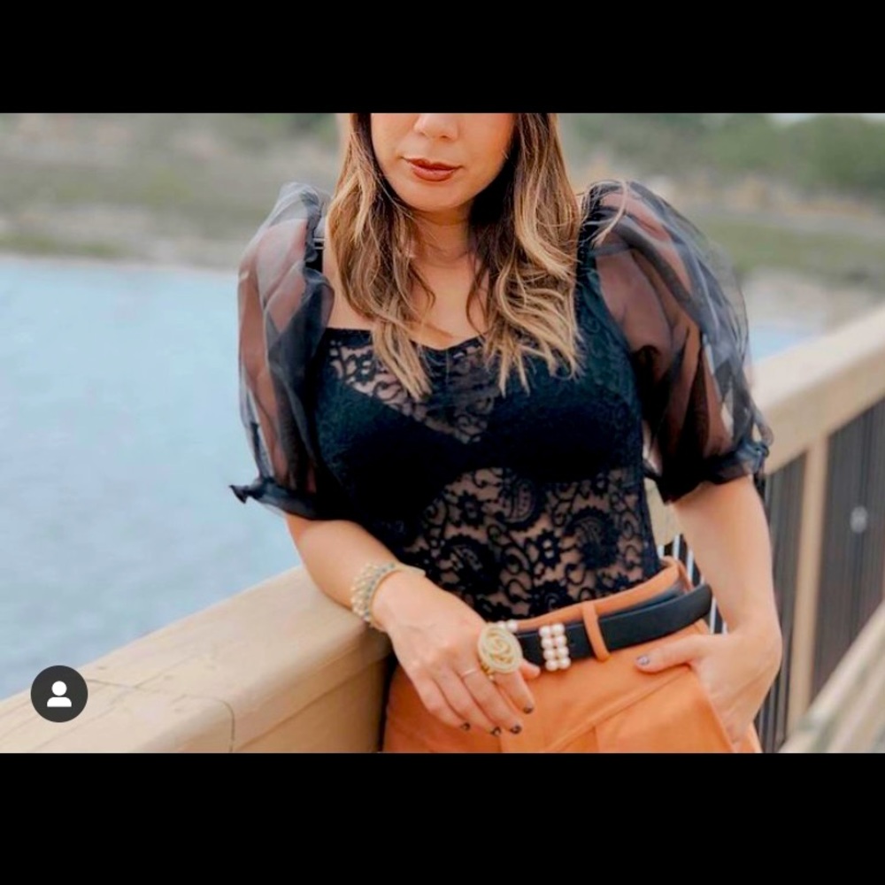 Black Lace With Bubble Sleeves Bodysuit